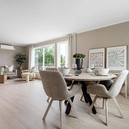 Villa Modern 5br House - - 2,5 Bathroom - Terrace - Parking